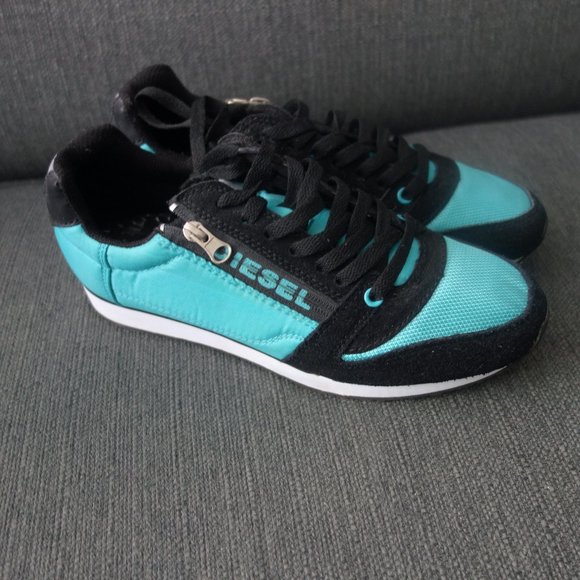 Diesel Only the Brave Black and Teal Size 8.5 Shoes - Picture 1 of 16